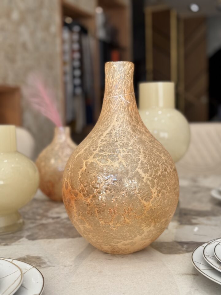 Elegant Decorative Glass Vases - Image 2